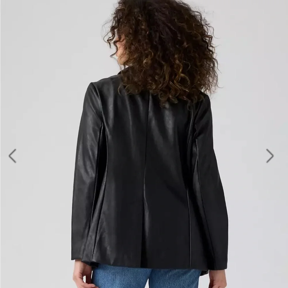 Levi’s Faux leather single breasted blazer with button closure and center Sz XXL - Picture 3 of 6